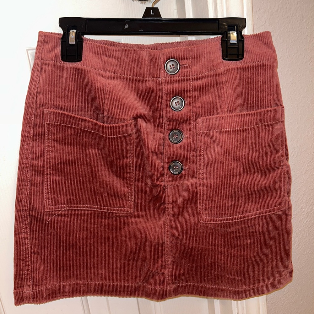 Love tree skirt, size small